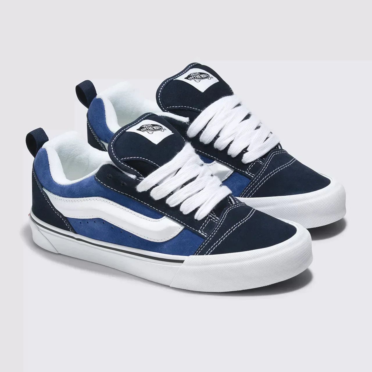 KNU SKOOL NAVY TRUE WHITE