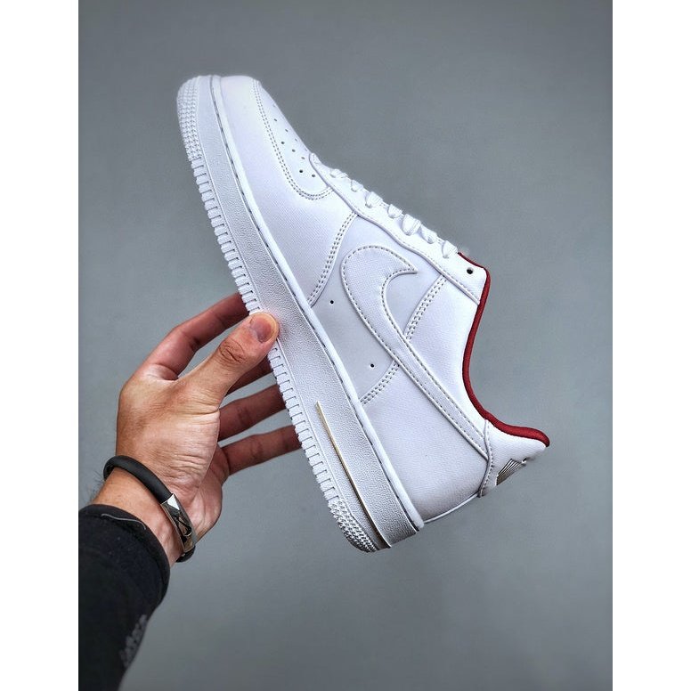 NIKE AIR FORCE 1 JUST DO IT TEAM RED