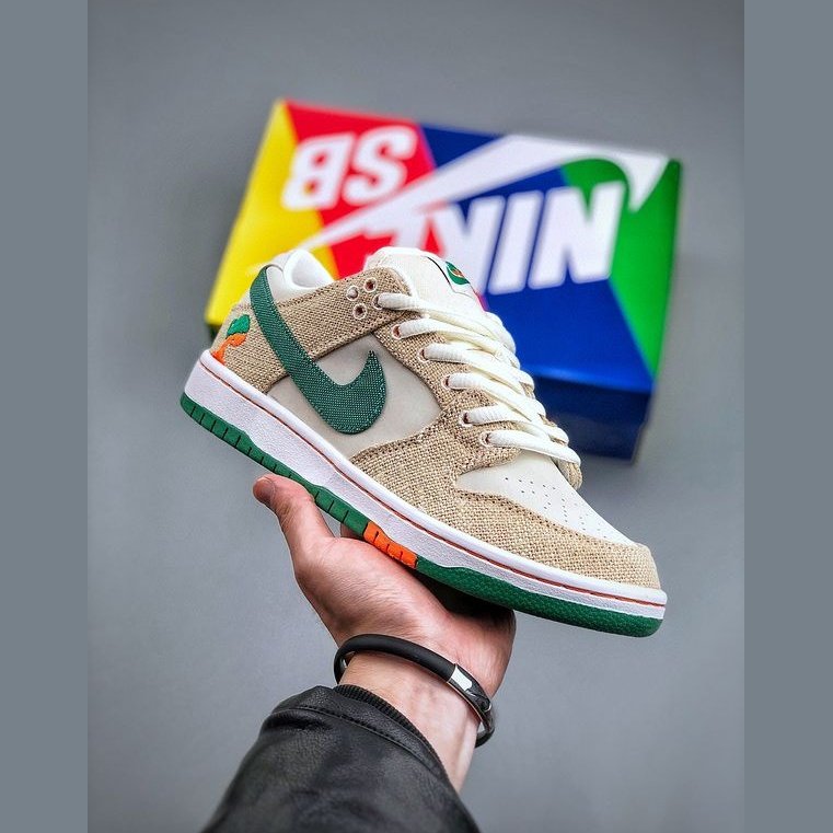 NIKE DUNK SB X JARRITOS