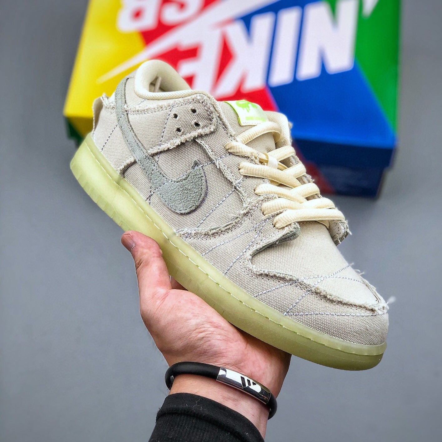 NIKE DUNK SB MUMMY