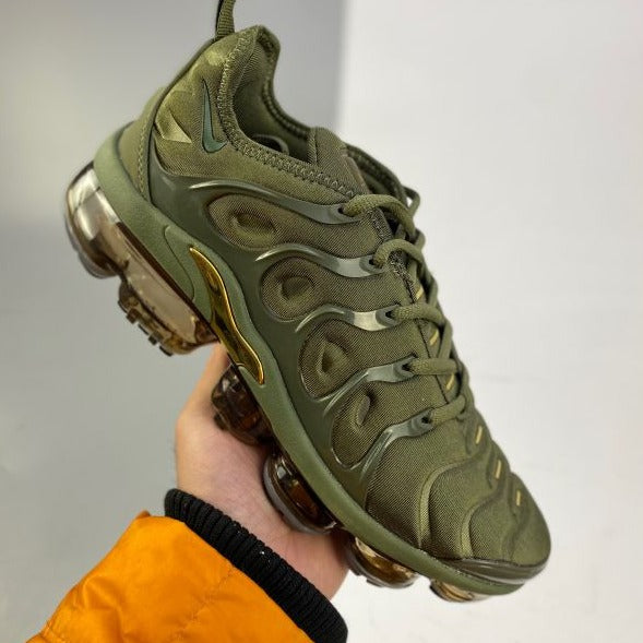 NIKE VAPORMAX PLUS GREEN