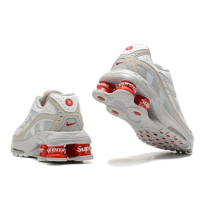 NIKE SHOX RIDE 2 X SUPREME OFF WHITE