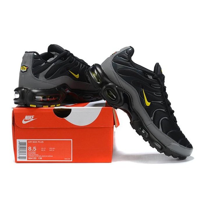 NIKE AIR MAX PLUS TN BATMAN