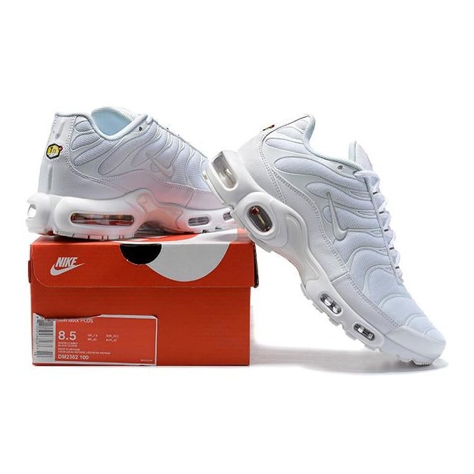 NIKE AIR MAX PLUS TN TRIPLE WHITE