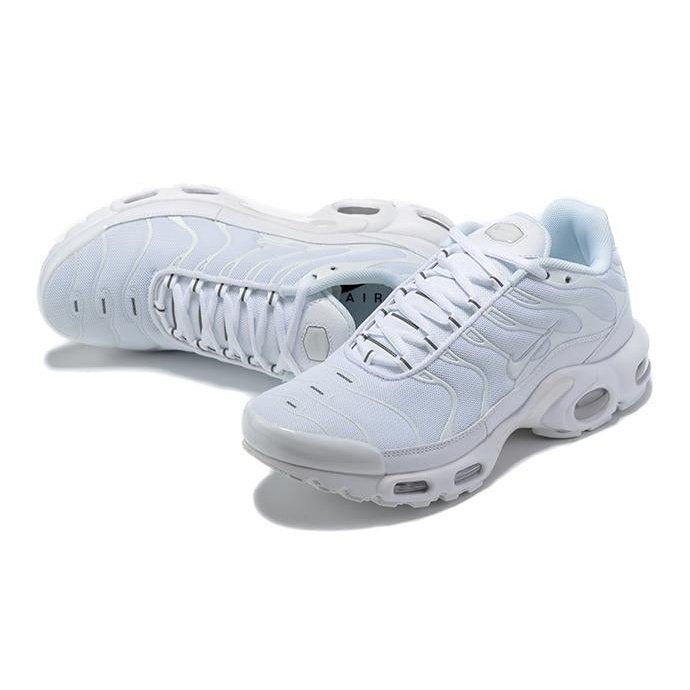 NIKE AIR MAX PLUS TN TRIPLE WHITE