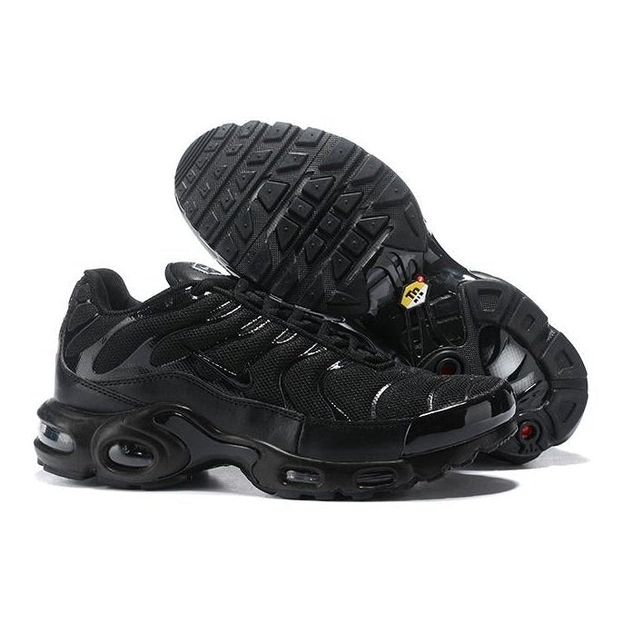 NIKE AIR MAX PLUS TN ALL BLACK