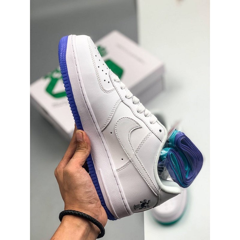 NIKE AIR FORCE 1 EARTH DAY