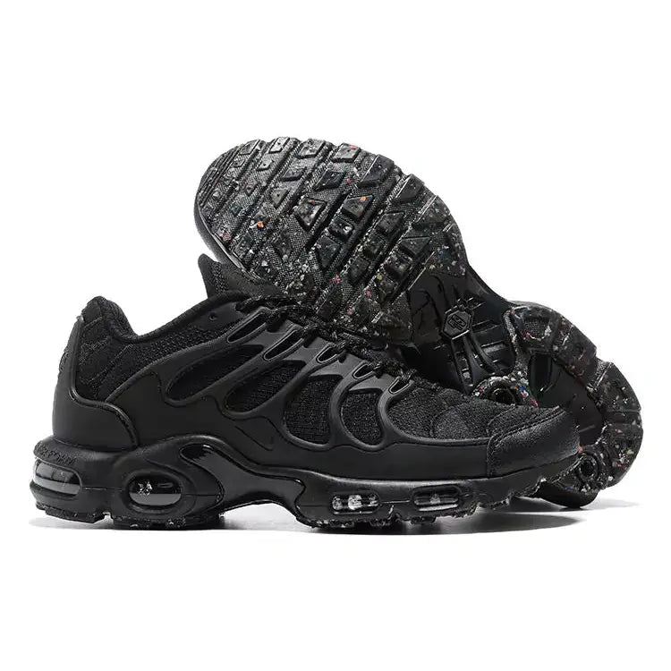 NIKE AIR MAX TERRASCAPE PLUS TRIPLE BLACK