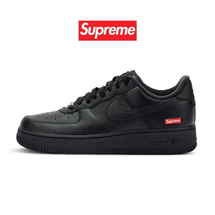 NIKE AIR FORCE 1 TRIPLE BLACK x SUPREME