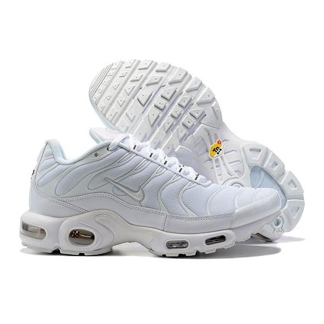 NIKE AIR MAX PLUS TN TRIPLE WHITE