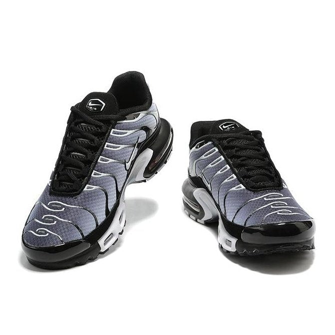 NIKE AIR MAX PLUS TN SMOKE