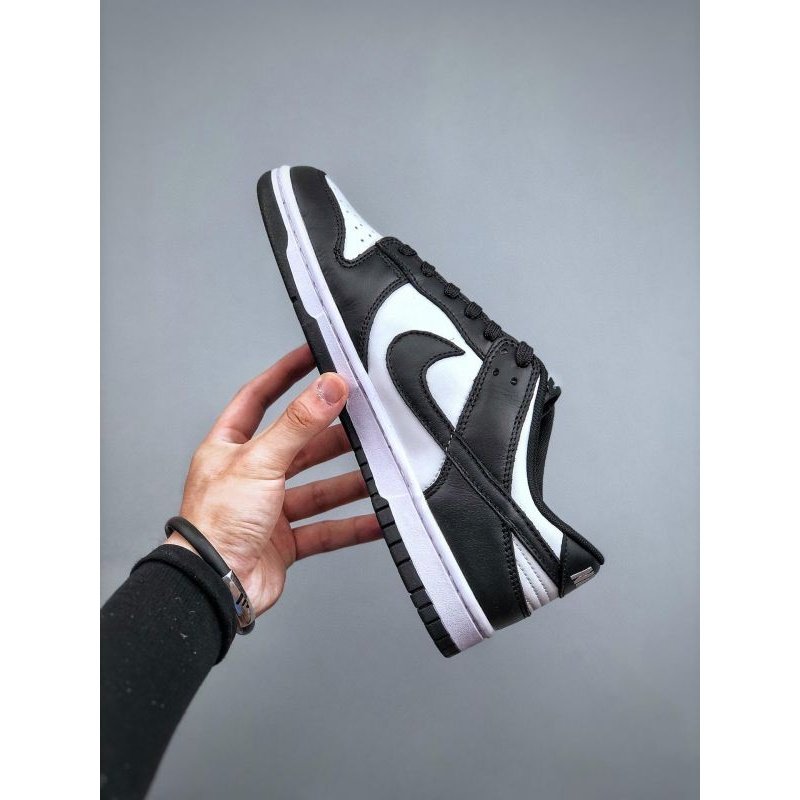 NIKE DUNK SB PANDA