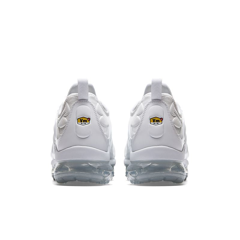 NIKE VAPORMAX PLUS TRIPLE WHITE