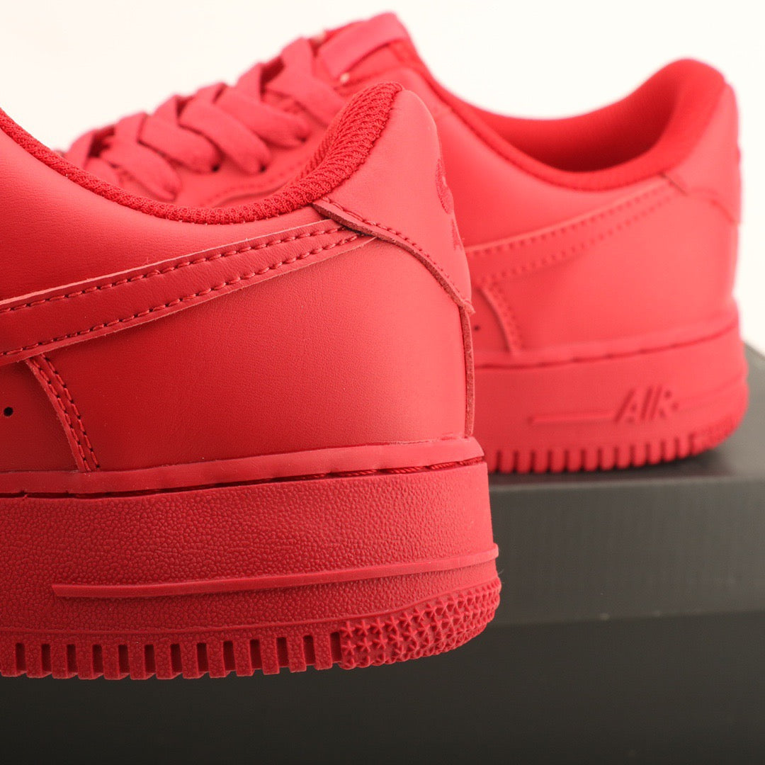 NIKE AIR FORCE 1 TRIPLE RED