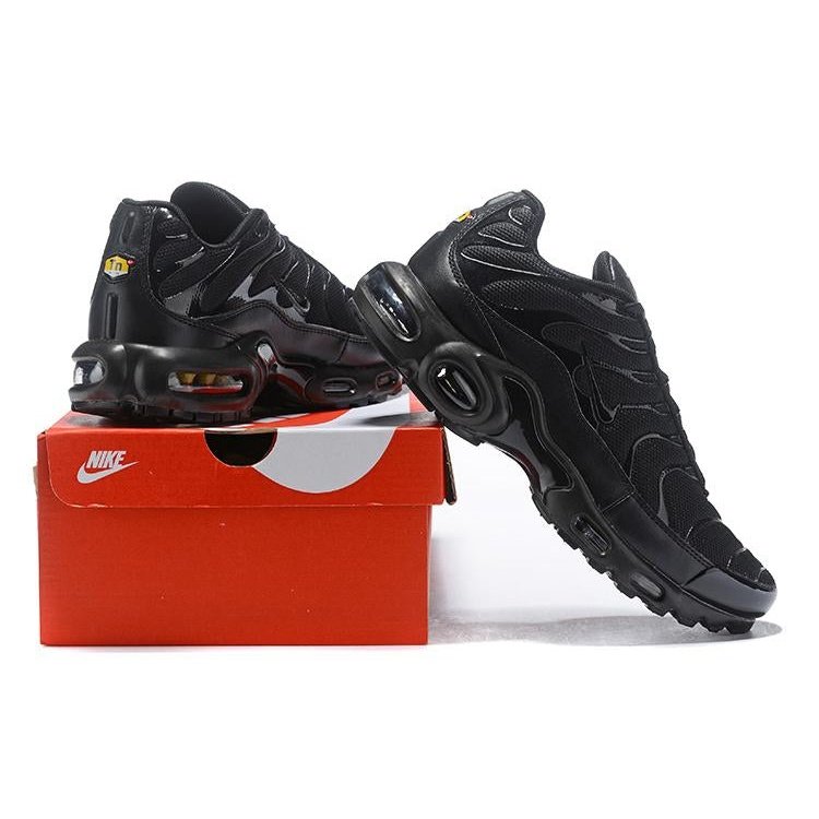 NIKE AIR MAX PLUS TN ALL BLACK