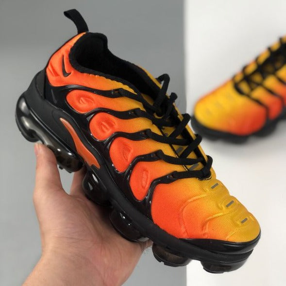 NIKE VAPORMAX PLUS SUNSET