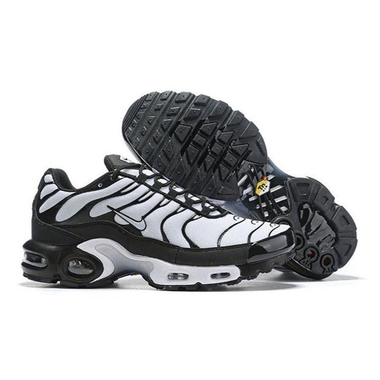 NIKE AIR MAX PLUS TN OREO WHITE