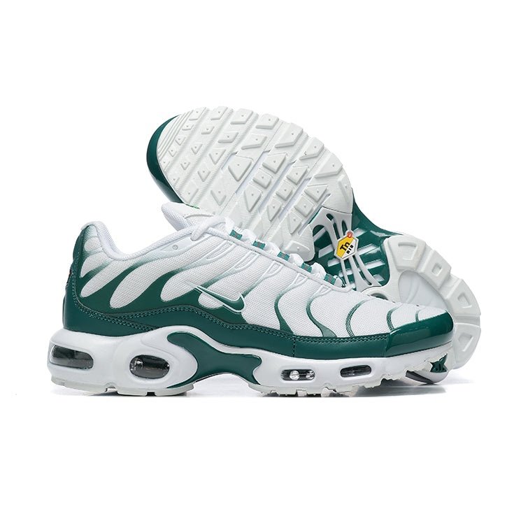 NIKE AIR MAX PLUS TN LACOSTE CONCEPT