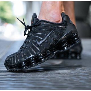 NIKE SHOX TL BLACK