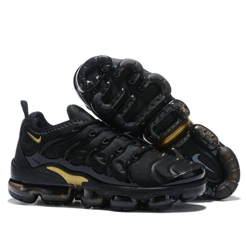 NIKE VAPORMAX PLUS GOLDEN BLACK